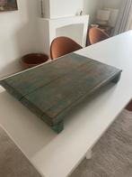 Grote Indiase bajot/ chakki tafel, Ophalen