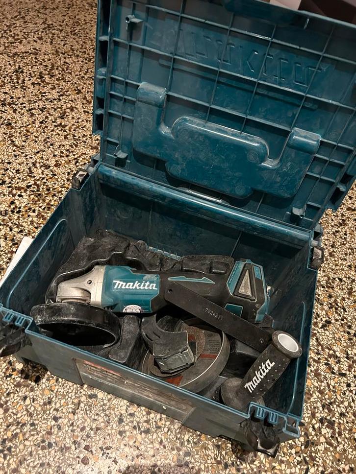 Makita Haakse Slijper - 18v, Doe-het-zelf en Verbouw, Gereedschap | Schuurmachines, Gebruikt, Overige typen, 600 tot 1200 watt