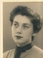 Foto Prentbriefkaart Onbekende Jonge vrouw, Gebruikt, Foto, Ophalen of Verzenden, Voor 1940