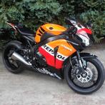 Honda Fireblade CBR 1000 RR Repsol, Ophalen