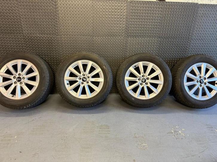 Audi A1 Winterwielen 205/50 R16, Auto-onderdelen, Banden en Velgen, Banden en Velgen, Winterbanden, 16 inch, 205 mm, Personenwagen