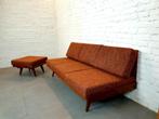 Midcentury Bank Slaapbank + Hocker uit 1960, 140X200 cm., Hout, Gebruikt, Verzenden, 150 tot 200 cm