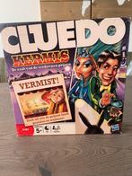Cluedo Kermismysterie, Hobby en Vrije tijd, Gezelschapsspellen | Kaartspellen, Ophalen of Verzenden, Zo goed als nieuw