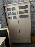 Complete kinderkamer set–kast, commode en bed–in goede staat, Ophalen, Zo goed als nieuw, Jongetje of Meisje