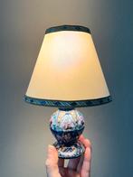 Bijzonder vintage antiek lampje handbeschilderd met kapje, Ophalen of Verzenden, Zo goed als nieuw, Minder dan 50 cm