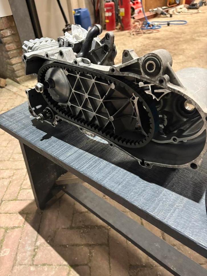 Zip 70cc blok, Fietsen en Brommers, Brommeronderdelen | Scooters, Zo goed als nieuw, Piaggio, Blok, Ophalen of Verzenden