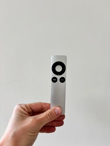 Apple Afstandsbediening 3e generatie - Nieuwstaat, Krasjes beschikbaar voor biedingen