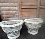 2 X SIERLIJK BETON BLOEMPOT BLOEMBAK, Ophalen, Gebruikt, Balkon, Overige vormen