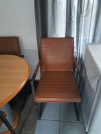 6 stoelen lederlook bruin gratis in 1 keer  ophalen, Huis en Inrichting, Banken | Bankstellen, Ophalen, Kunststof, Gebruikt, 75 tot 100 cm