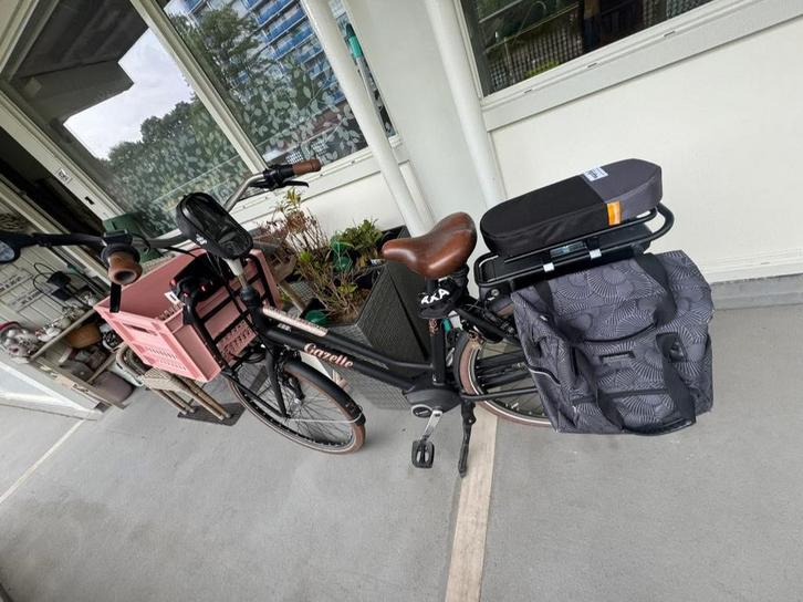 Gestolen 17-10-2025 8:48 in assen oost Gazelle Miss Grace, Fietsen en Brommers, Elektrische fietsen, Zo goed als nieuw, Overige merken