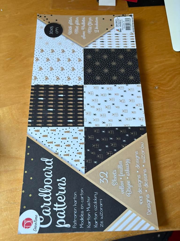 Decotime kartonblok 2, Hobby en Vrije tijd, Ophalen of Verzenden, Zo goed als nieuw, Overige thema's