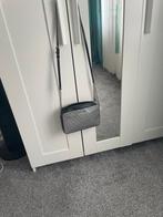 Michael kors crossbody tas leer, Ophalen of Verzenden, Zo goed als nieuw, Zwart