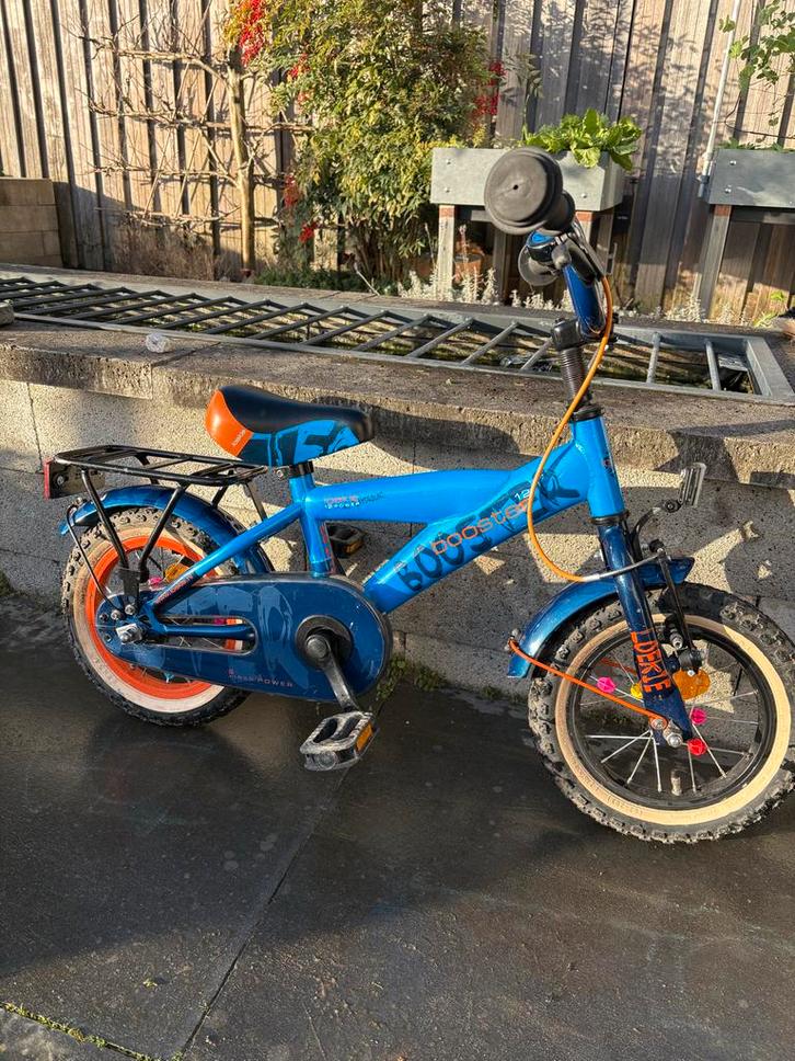 Loekie Booster 12 inch kinderfiets - nette staat, Fietsen en Brommers, Fietsen | Kinderfietsjes, Zo goed als nieuw, Minder dan 16 inch