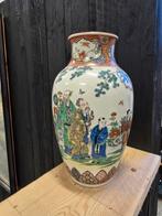 Oude aziatische vaas, Antiek en Kunst, Antiek | Vazen, Ophalen of Verzenden