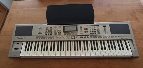 Keyboard Roland EXR-7 +standaard +pedaal, Muziek en Instrumenten, Keyboards, Gebruikt, 76 toetsen, Roland, Aanslaggevoelig, Met standaard