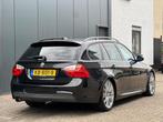BMW 3-serie Touring 318i M-Pakket|AUT|StoelVW|Boekjes|Xenon!, Automaat, 1435 kg, Zwart, Leder