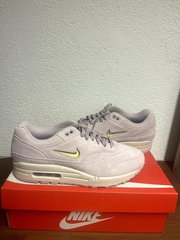 Nike Air Max 1 Jewel Particle Rose maat 42 beschikbaar voor biedingen