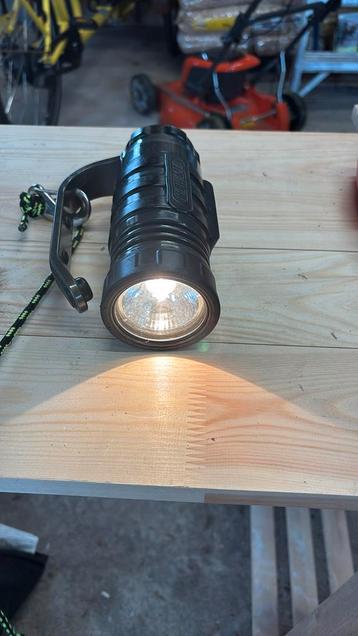 Metalsub duiklamp beschikbaar voor biedingen