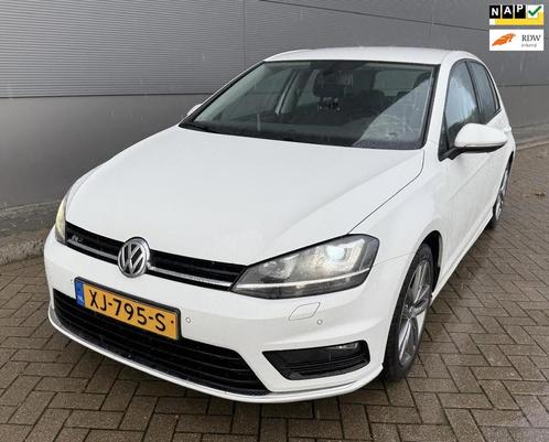 Volkswagen Golf 1.6 TDI Business Edition R-Line Connected, Auto's, Volkswagen, Bedrijf, Te koop, Golf, ABS, Achteruitrijcamera