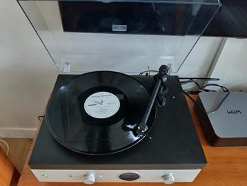 project draaitafel platenspeler USB met interne pre amp beschikbaar voor biedingen