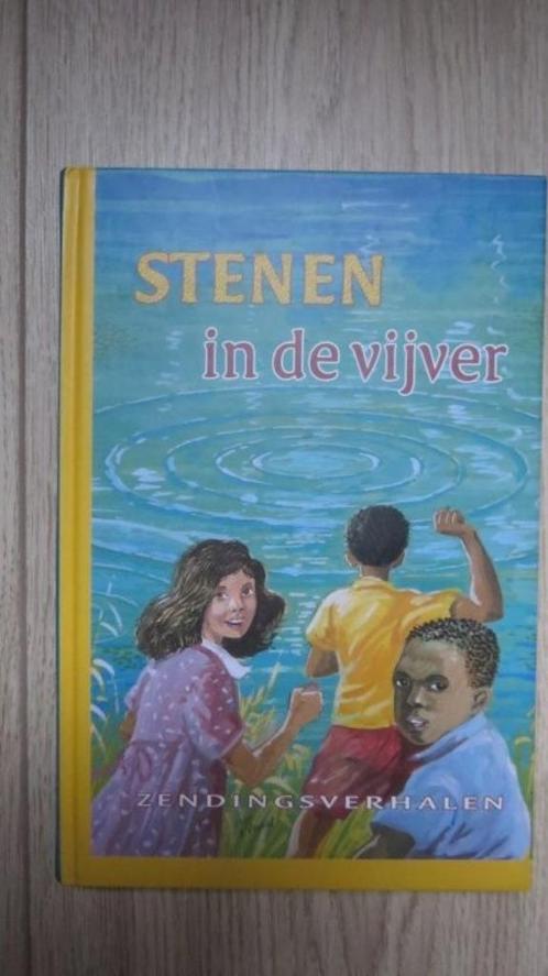 Christelijk jeugdboek: Stenen in de vijver, Zendingsverhalen, Boeken, Kinderboeken | Jeugd | 10 tot 12 jaar, Zo goed als nieuw