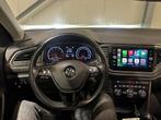 Volkswagen T-ROC 1.0 TSI Style Business / PANO / Carplay / A, Voorwielaandrijving, Gebruikt, Euro 6, Blauw