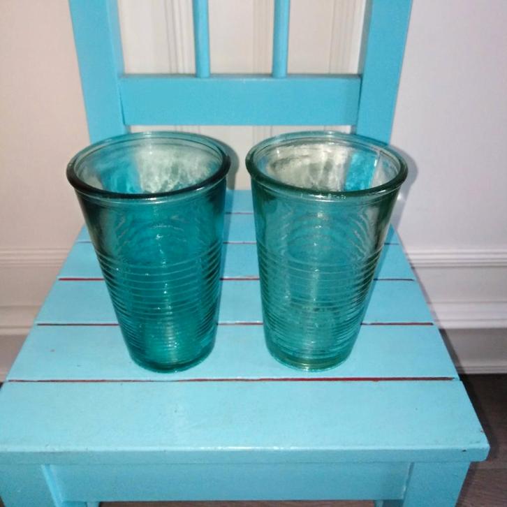 Jamie Oliver waterglazen geribbeld donkergroen 2 stuks, Huis en Inrichting, Keuken | Servies, Gebruikt, Glas of Glazen, Overige stijlen