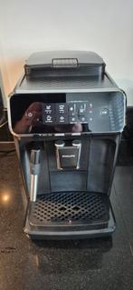 Philips EP2200 Volautomaat Koffiemachine, Witgoed en Apparatuur, Koffiezetapparaten, Ophalen, Espresso apparaat, Koffiebonen, Zo goed als nieuw