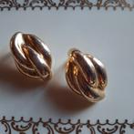 Mooie goudkleurige clips oorbellen., Sieraden, Tassen en Uiterlijk, Oorbellen, Ophalen of Verzenden, Zo goed als nieuw, Goud, Overige materialen