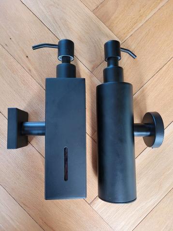 Matzwarte Zeepdispenser Wand - Rond & Vierkant beschikbaar voor biedingen