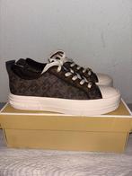 Michael kors, Ophalen of Verzenden, Zo goed als nieuw, Zwart, Sneakers of Gympen