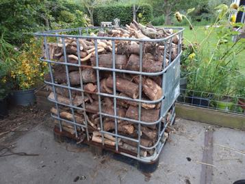 1 kuub droog haardhout beschikbaar voor biedingen