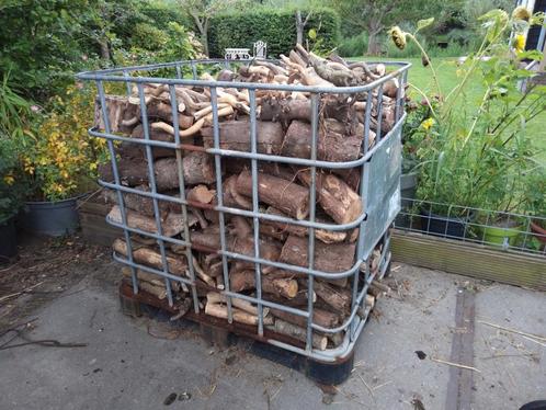 1 kuub droog haardhout, Tuin en Terras, Haardhout, Blokken, Overige houtsoorten, Minder dan 3 m³, Ophalen
