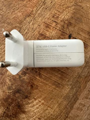 Apple 87W USB-C Power Adapter beschikbaar voor biedingen