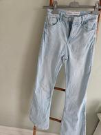 Lichtblauwe flared jeans, Blauw, W27 (confectie 34) of kleiner, Gedragen, Bershka