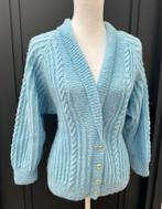 Hand gebreide lichtblauwe vest mt 38 - 40, Ophalen of Verzenden, Zo goed als nieuw, Maat 38/40 (M), Blauw