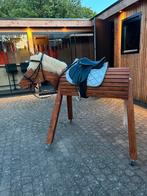 Houten paard, Ophalen, Zo goed als nieuw