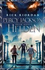 Percy Jackson en andere helden van Rick Riordan., Boeken, Ophalen of Verzenden, Zo goed als nieuw