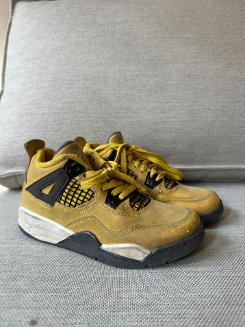 Jordan 4 retro maat 29,5 beschikbaar voor biedingen