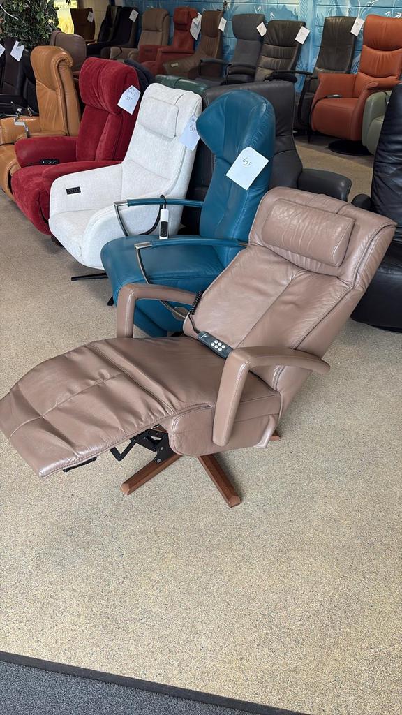 Prominent Stockholm sta op stoel relax fauteuil, Huis en Inrichting, Fauteuils, Ophalen of Verzenden, Zo goed als nieuw, Leer