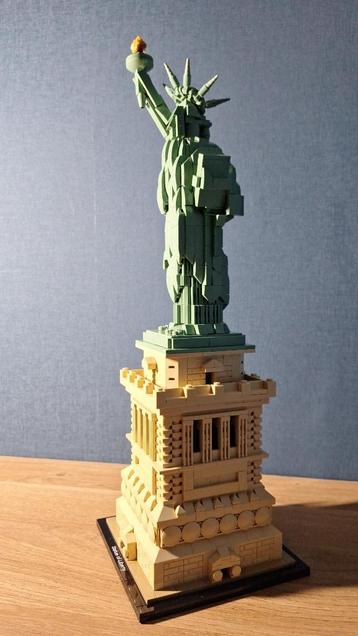 LEGO Architecture Vrijheidsbeeld (21042) beschikbaar voor biedingen