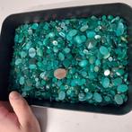 Zeer grote partij geslepen groene agaat cabochons, Sieraden, Tassen en Uiterlijk, Edelstenen, Ophalen of Verzenden, Nieuw