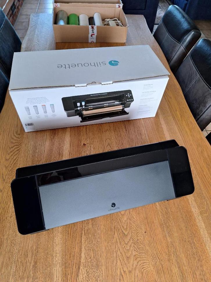 Silhouette Cameo 4 / Snijplotter / NIEUWSTAAT / Incl. folie., Hobby en Vrije tijd, Knutselen, Zo goed als nieuw, Knutselwerk, Ophalen of Verzenden