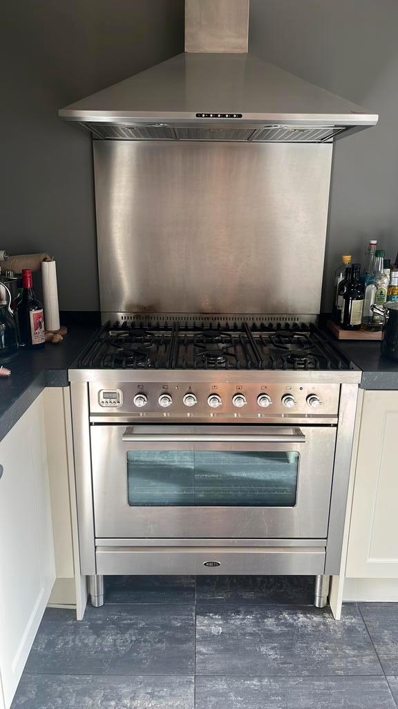 Boretti 6 pits gasfornuis oven, Witgoed en Apparatuur, Fornuizen, Gebruikt, Vrijstaand, Gas, 5 kookzones of meer, 90 tot 95 cm