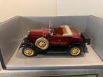 1931 Ford Model A Deluxe Roadster, Hobby en Vrije tijd, Modelauto's | 1:18, Ophalen of Verzenden, Nieuw, Auto, Overige merken