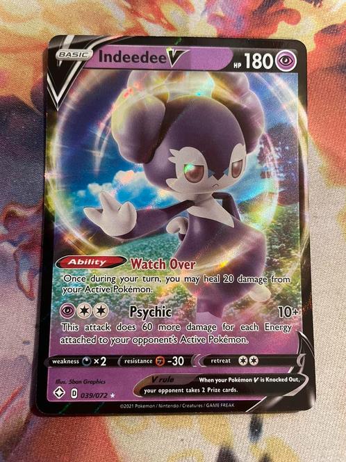 Pokemon INDEEDEE V Ultra Rare 039/072 (Shining Fates), Hobby en Vrije tijd, Verzamelkaartspellen | Pokémon, Zo goed als nieuw