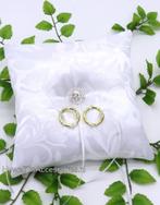 Schitterende witte trouw ringkussen met een grote strass ver, Ophalen of Verzenden, Nieuw, Versiering, Geboorte of Huwelijk