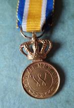 1970 Orde van Oranje Medaille 14 karaat goud miniat., Verzamelen, Militaria | Algemeen, Nederland, Overige soorten, Lintje, Medaille of Wings