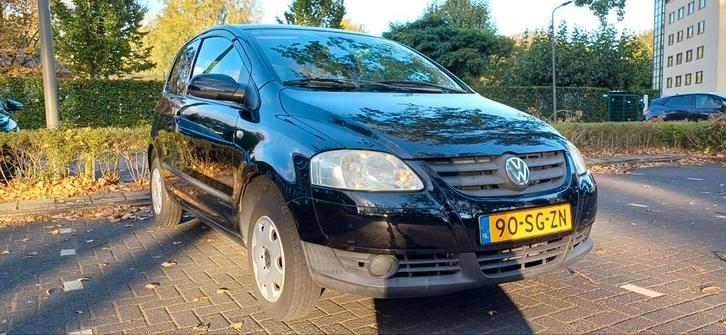 Volkswagen Fox 1.2 40KW 2006 Zwart, Auto's, Volkswagen, Particulier, Fox, Benzine, C, Hatchback, Handgeschakeld, Origineel Nederlands