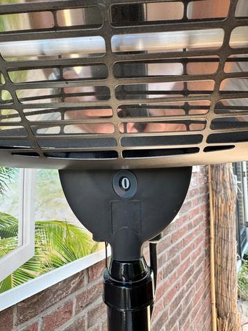 Terrasheater 2000W, 5 meter snoer, voor lange zomeravonden beschikbaar voor biedingen